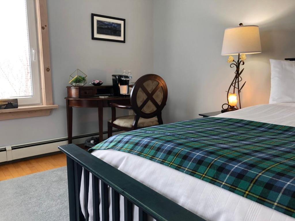 The Luckenbooth Bed & Breakfast Saint Anns Exterior photo